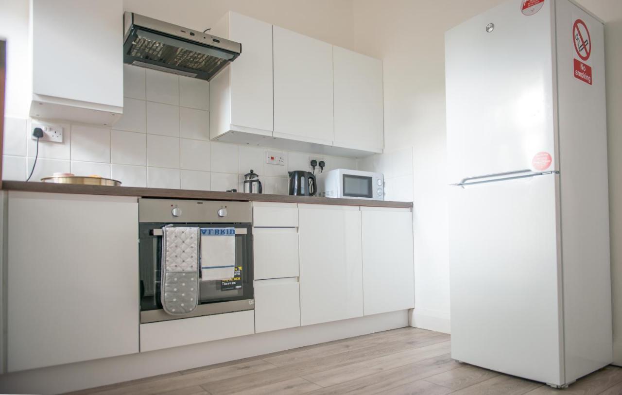 Ranby House - Cosy 2 Bed Home With Free Parking & Netflix By Rocketbnb * Coventry