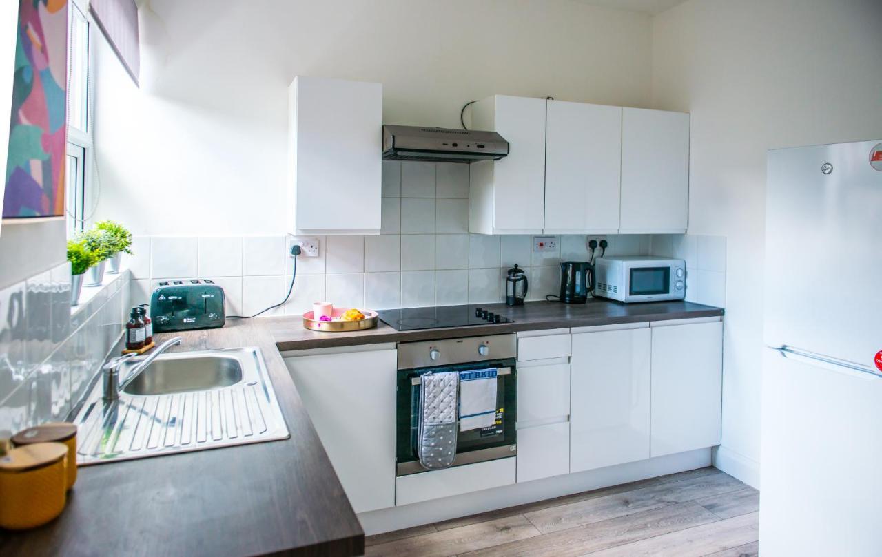 Ranby House - Cosy 2 Bed Home With Free Parking & Netflix By Rocketbnb