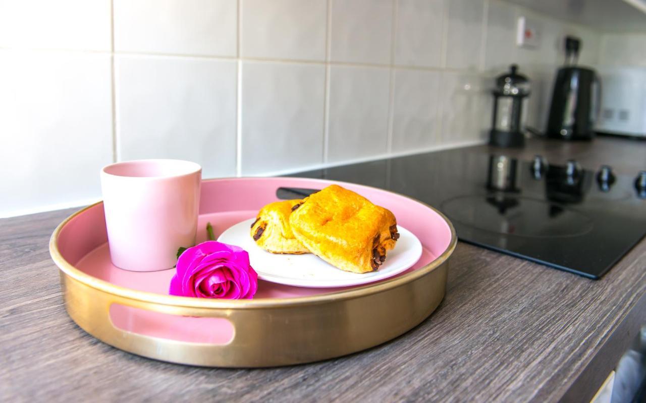 Ranby House - Cosy 2 Bed Home With Free Parking & Netflix By Rocketbnb Holiday home Coventry